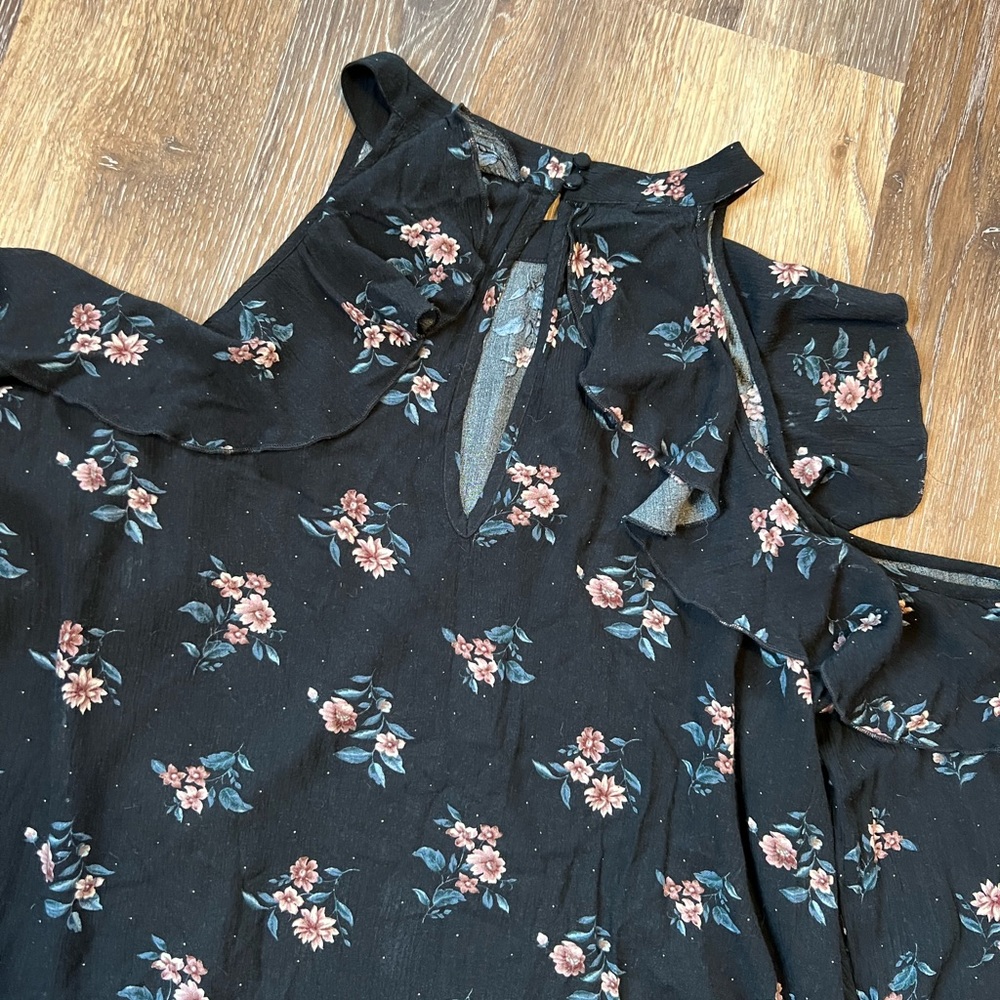 American Eagle‎ boho floral cold shoulder top XL - Picture 3 of 4